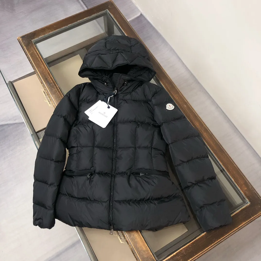 ：Y 602 💰P390 MON*CLER 25 Avoce ～ 🈶 ～Premium Original Quality～Authentic 〰️ Versatile 90 ：Black White Gray Sizes：1-2-3-4（S-XL）